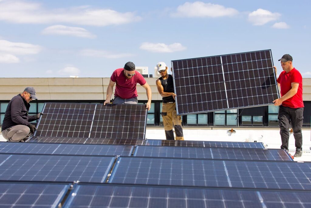 découvrez les témoignages clients sur les leads photovoltaïques et les retours d'expérience sur l'installation de panneaux solaires.