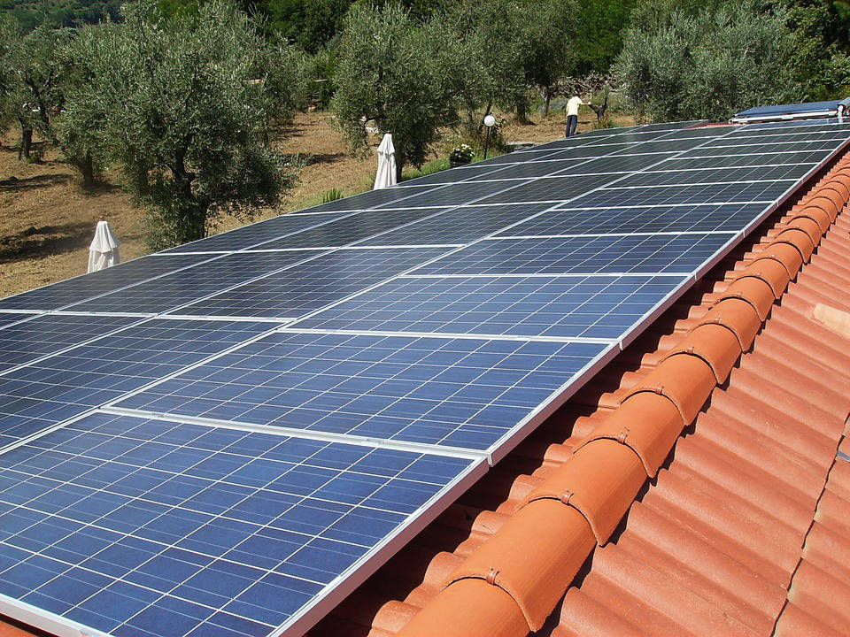 découvrez comment les influenceurs boostent les ventes de panneaux solaires et contribuent à la transition énergétique. obtenez des conseils d'experts et des témoignages inspirants pour passer à l'énergie solaire.