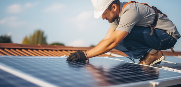 trouvez un installateur solaire professionnel pour l'installation de vos panneaux solaires photovoltaïques ou thermiques. obtenez un devis gratuit et profitez d'une énergie propre et renouvelable.