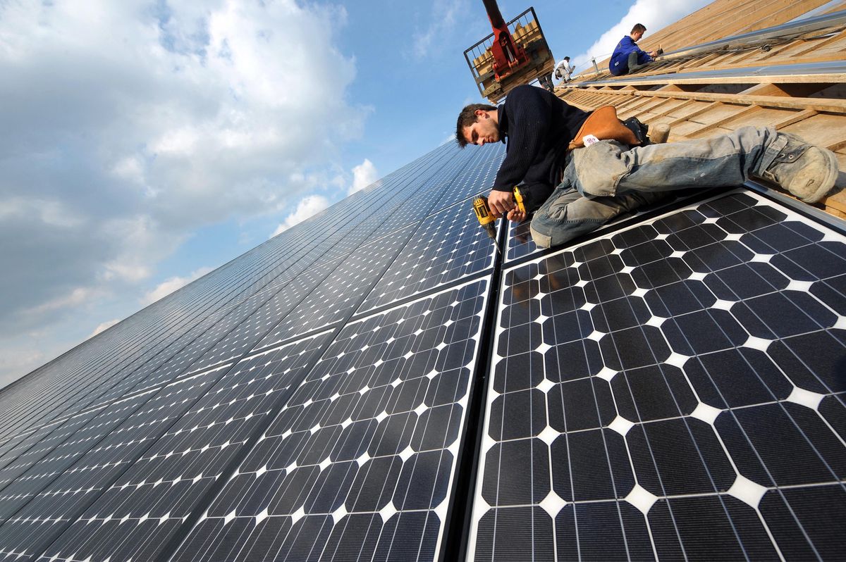 découvrez comment améliorer la production d'énergie grâce aux dernières avancées en matière de panneaux solaires.