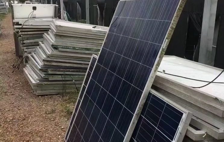 découvrez comment utiliser le storytelling pour convaincre de l'importance des panneaux solaires et les vendre efficacement. apprenez à raconter une histoire percutante pour promouvoir l'énergie solaire.