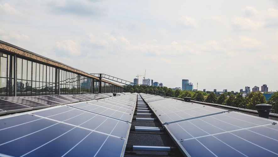 découvrez des stratégies efficaces pour attirer de nouveaux clients vers vos solutions photovoltaïques. maximisez votre visibilité, développez des techniques de prospection innovantes et transformez l'intérêt des consommateurs en opportunités d'affaires durables.