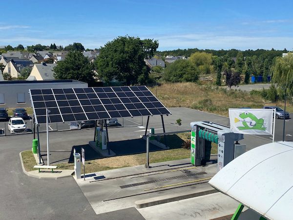 découvrez nos solutions solaires innovantes pour réduire votre empreinte carbone et réaliser des économies d'énergie. adoptez une énergie durable et profitez d'un avenir plus vert avec nos systèmes photovoltaïques adaptés à vos besoins.