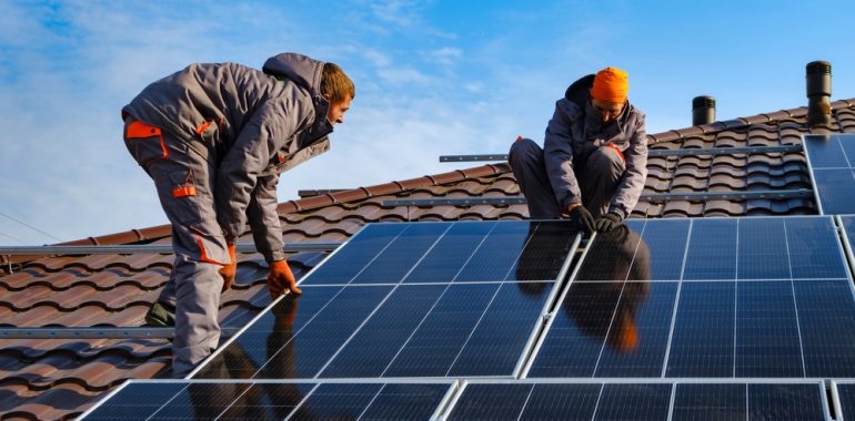 découvrez comment choisir la bonne entreprise photovoltaïque pour vos projets d'énergie solaire. comparez les offres, évaluez les compétences et assurez-vous d'opter pour un partenaire fiable et expérimenté dans le domaine des installations solaires.