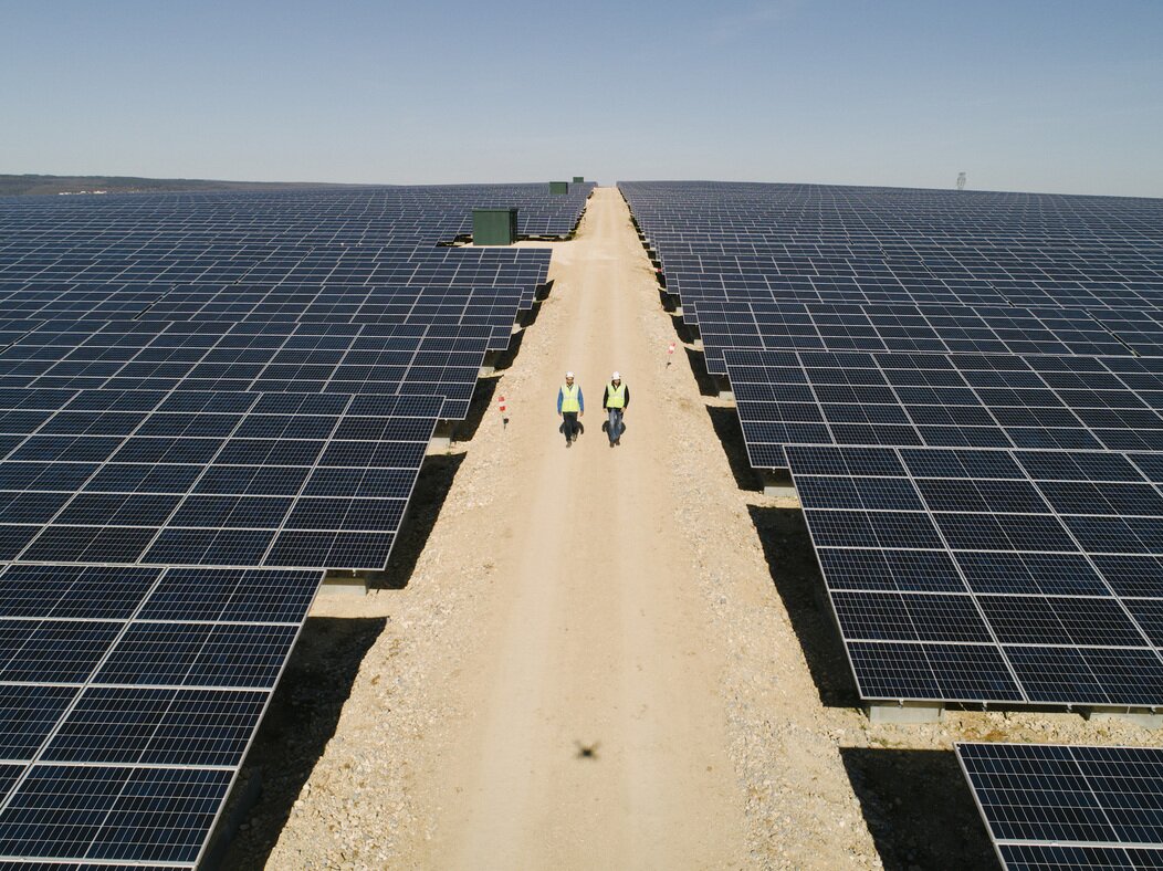 découvrez les enjeux locaux liés à l'énergie photovoltaïque, une solution écologique et durable qui transforme notre approche de l'énergie. explorez les défis, les opportunités et l'impact sur les communautés dans la transition énergétique.