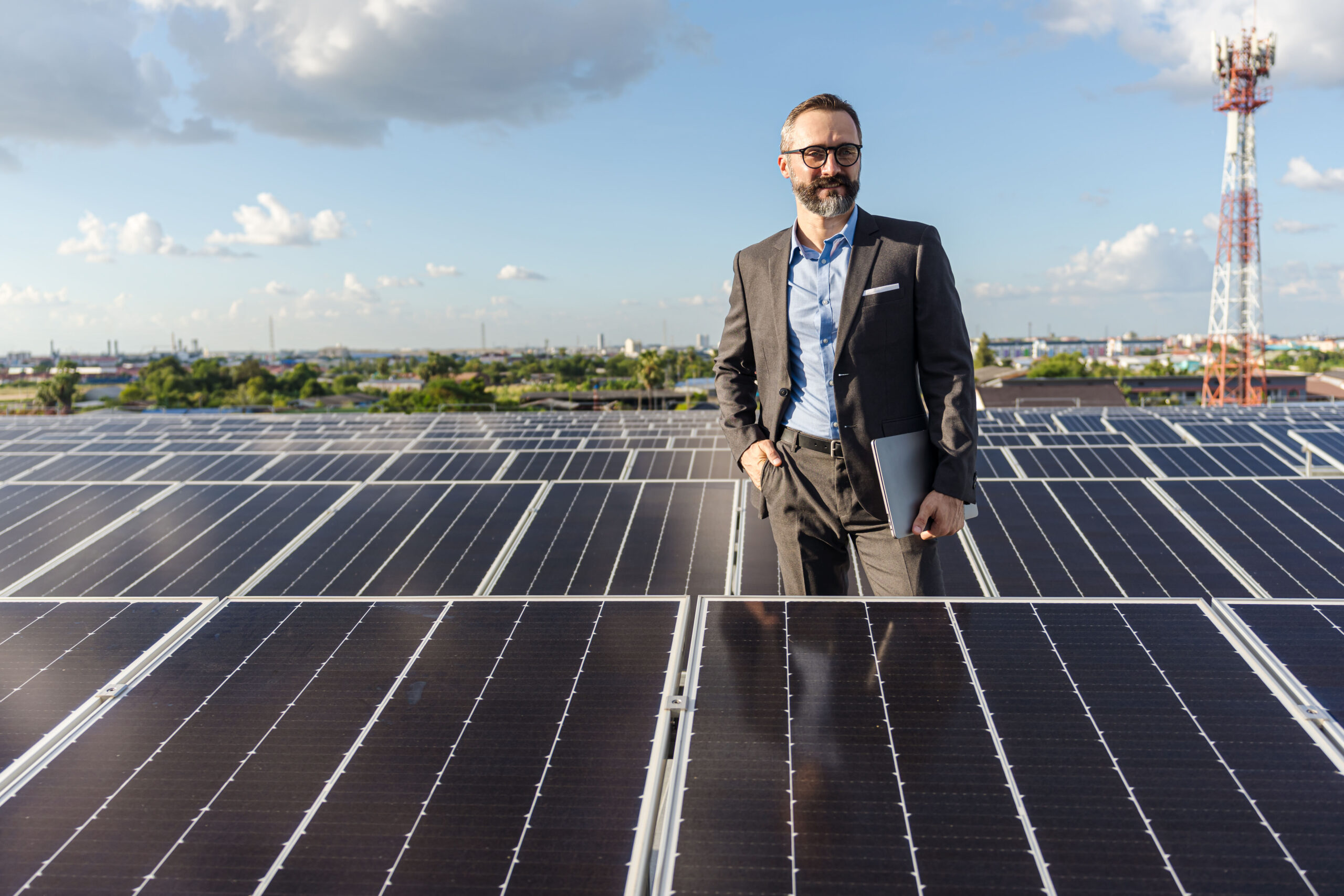 découvrez des stratégies efficaces pour fidéliser vos clients dans le secteur de l'énergie solaire. optimisez votre relation client grâce à des services personnalisés, un suivi attentif et des offres adaptées pour garantir la satisfaction et la pérennité de votre clientèle.