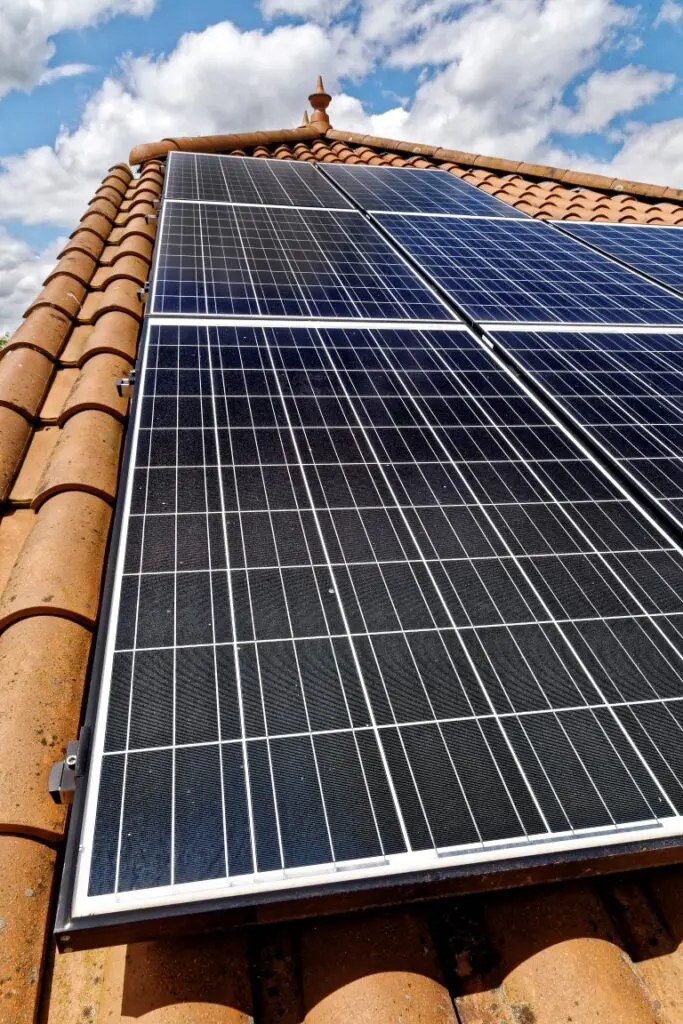 découvrez notre service d'installation de panneaux solaires pour une énergie propre et durable. profitez d'une expertise professionnelle, de solutions sur mesure et d'un accompagnement complet pour réduire vos factures d'électricité et contribuer à la protection de l'environnement.