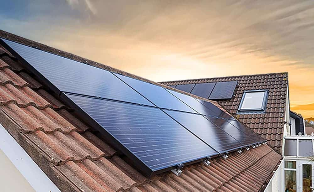 découvrez comment investir dans l'énergie solaire et profitez d'un rendement durable tout en contribuant à la protection de l'environnement. explorez les opportunités d'investissement, les avantages fiscaux et les technologies innovantes qui font de l'énergie solaire une source d'énergie incontournable.