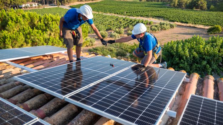 louez des espaces pour l'installation de panneaux solaires et profitez d'énergies renouvelables à moindre coût. découvrez comment maximiser votre investissement et contribuer à un avenir durable grâce à l'énergie solaire.