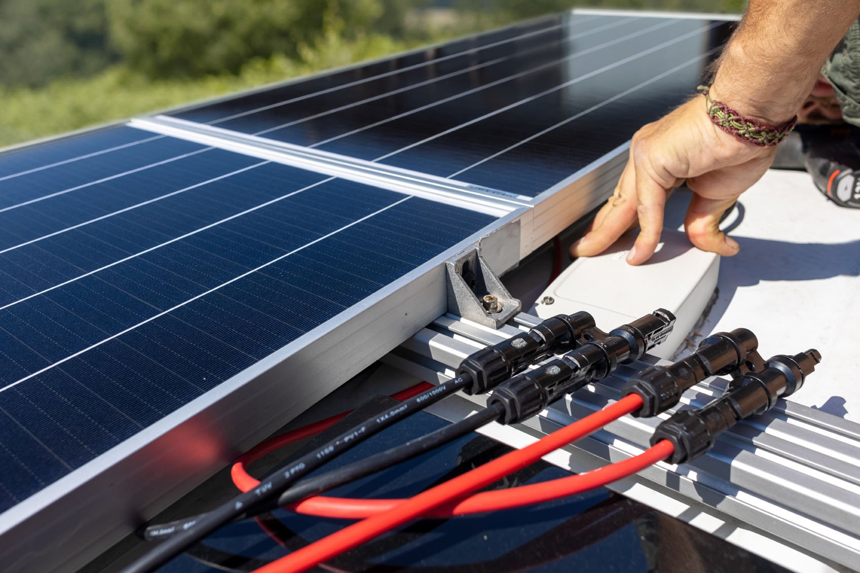 découvrez comment monétiser efficacement vos leads photovoltaïques et transformer votre base de données en opportunités rentables. optimisez votre stratégie commerciale et maximisez vos revenus grâce à des techniques éprouvées dans le secteur de l'énergie solaire.