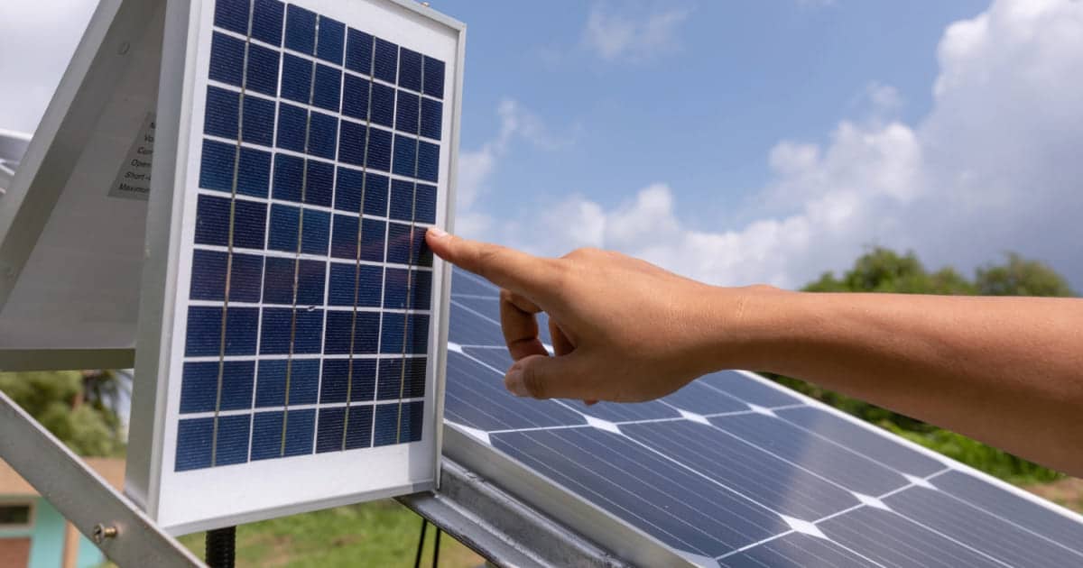 découvrez des stratégies efficaces pour optimiser la prospection de panneaux photovoltaïques. apprenez à identifier les meilleures opportunités, à atteindre vos clients cibles et à maximiser votre impact dans le secteur des énergies renouvelables.