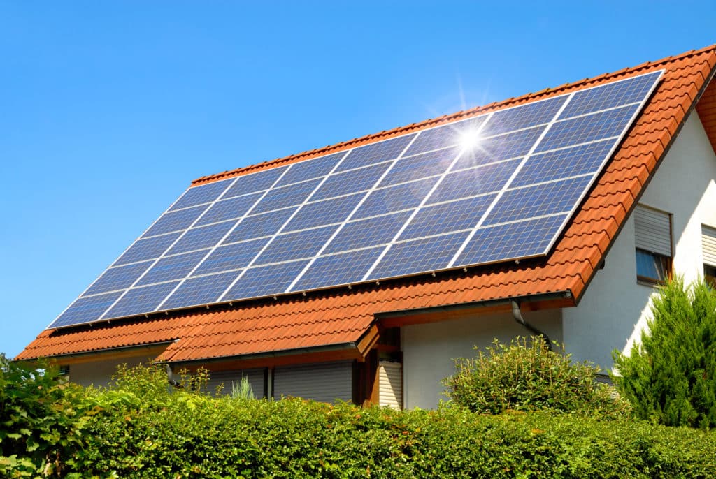 découvrez les avantages et les opportunités offertes par le photovoltaïque en france. informez-vous sur les installations solaires, les subventions disponibles, et comment réduire vos factures d'énergie tout en contribuant à la protection de l'environnement.