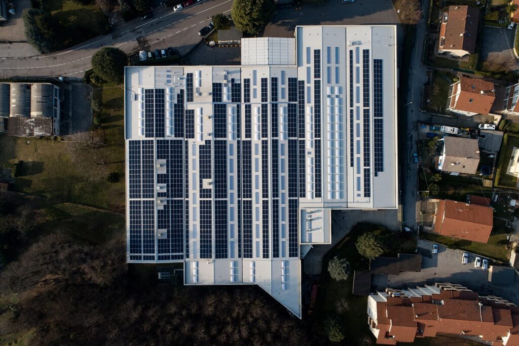 découvrez comment les panneaux solaires pour bâtiments peuvent transformer votre consommation énergétique. optimisez votre efficacité énergétique tout en réduisant votre empreinte carbone grâce à des solutions durables et performantes. informez-vous sur les avantages, l'installation et le fonctionnement de ces systèmes innovants.