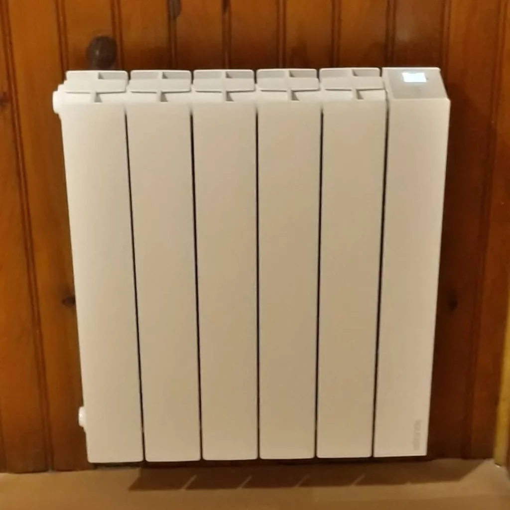 découvrez notre gamme de radiateurs à inertie qui offrent une chaleur douce et confortable dans votre intérieur. idéaux pour un chauffage économique et performant, nos modèles sont conçus pour s'adapter à tous les styles de décoration. faites le choix d'un confort durable avec nos radiateurs à inertie.