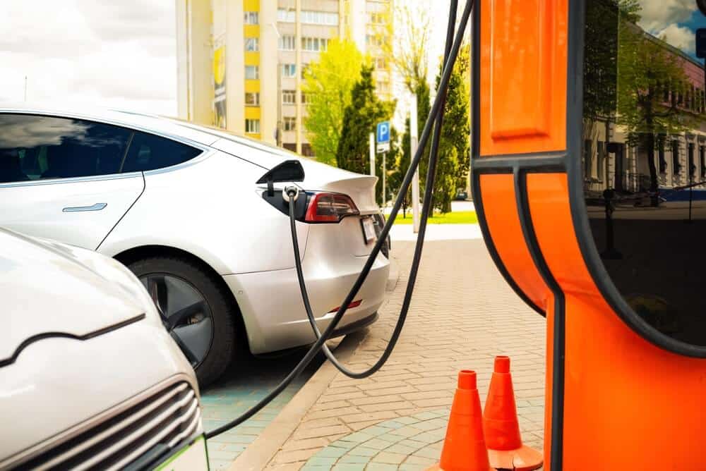 découvrez notre service de réservations pour bornes de recharge, facilitant l'accès à des stations de recharge pour véhicules électriques. planifiez dès maintenant votre prochain arrêt et rechargez votre voiture en toute tranquillité.