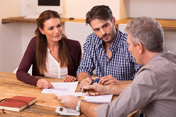 découvrez nos solutions d'assurance décès pour protéger vos proches en cas de perte. assurez-vous qu'ils bénéficient d'un soutien financier en toutes circonstances. choisissez la tranquillité d'esprit.