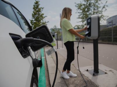 découvrez comment attirer efficacement vos clients grâce à des bornes électriques. améliorez l'expérience de vos visiteurs tout en soutenant la mobilité durable et en boostant votre image de marque.