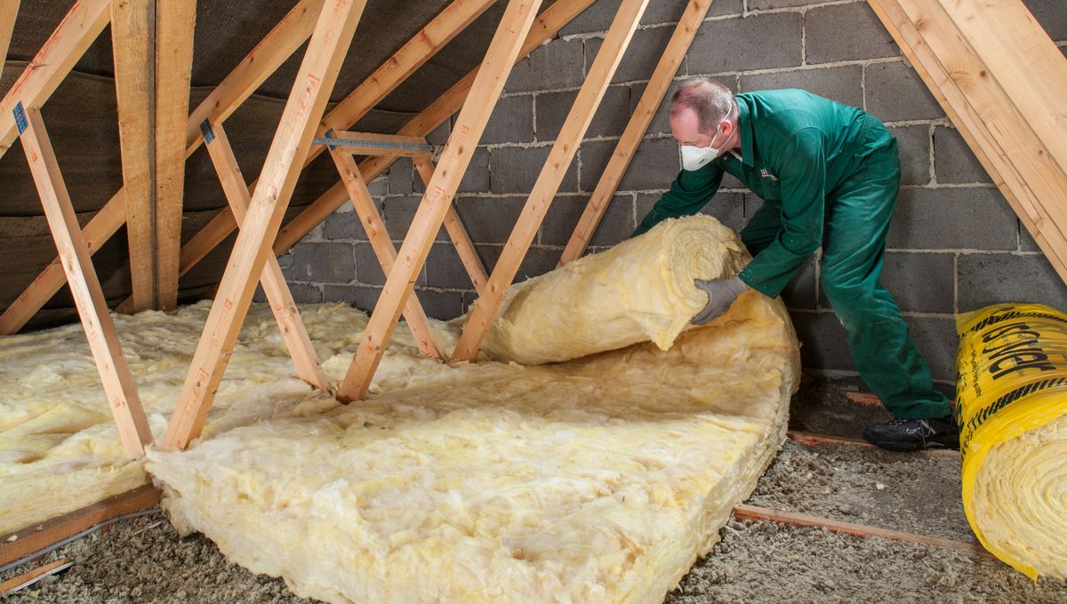 profitez de l'opération exceptionnelle d'isolation des combles à seulement 1€ ! réduisez vos factures d'énergie tout en améliorant le confort de votre maison. éligibilité et conditions à vérifier. contactez-nous dès aujourd'hui pour en savoir plus !