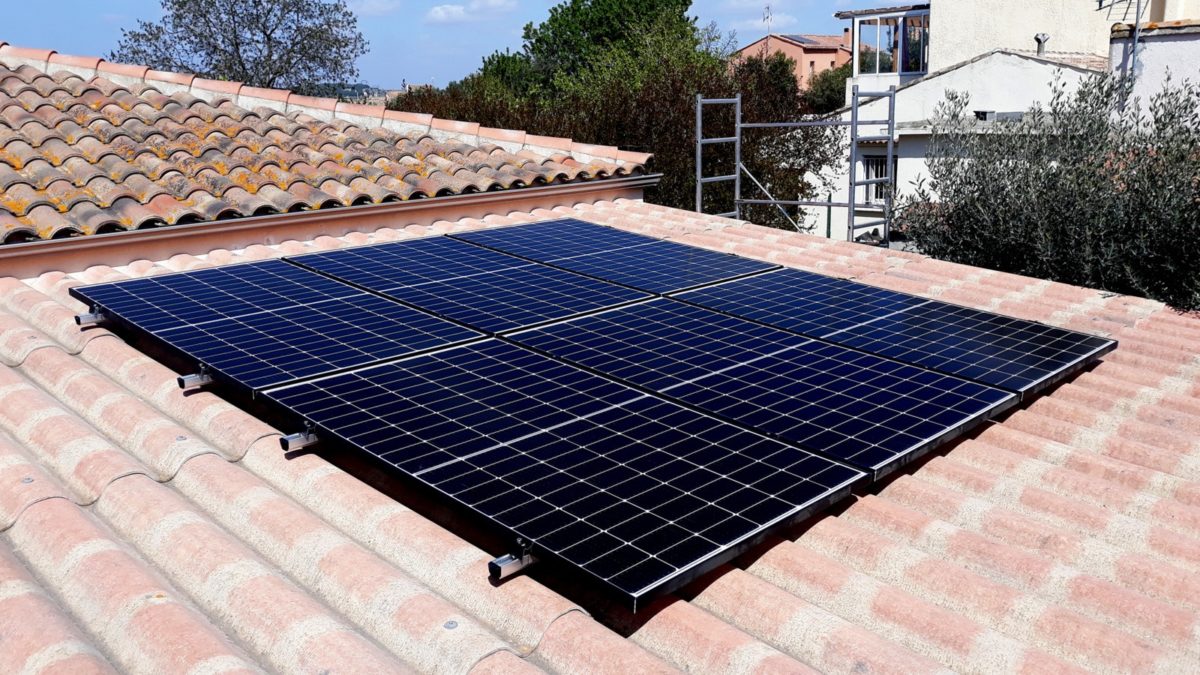 découvrez les avantages des panneaux solaires résidentiels pour réduire vos factures d'énergie et contribuer à un avenir durable. avec des solutions adaptées à votre maison, vous pouvez profiter d'une énergie renouvelable et faire des économies tout en préservant l'environnement.