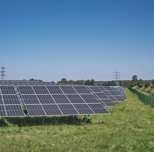 découvrez nos solutions photovoltaïques à amiens pour produire votre propre électricité verte. profitez des avantages des panneaux solaires et réduisez votre empreinte carbone tout en économisant sur vos factures d'énergie. contactez-nous pour un devis personnalisé.