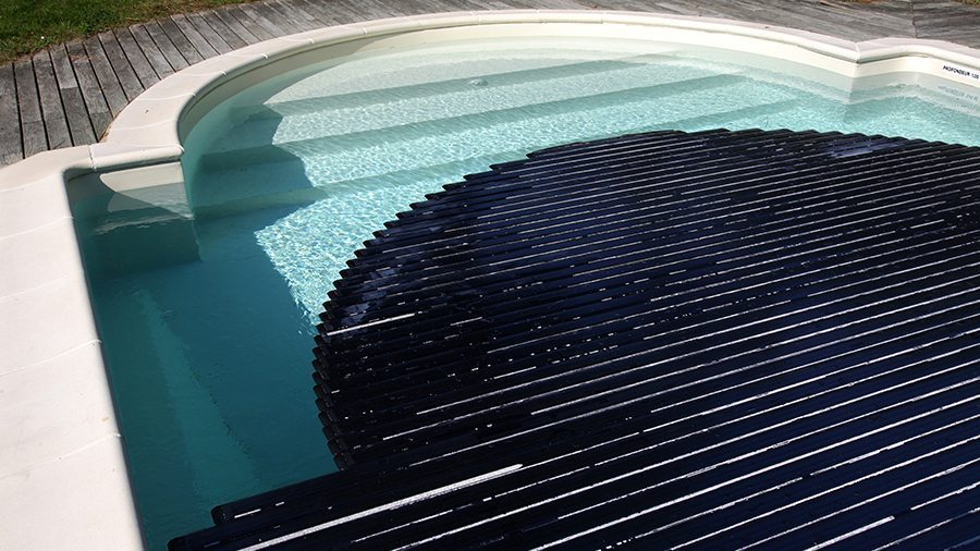 découvrez comment les piscines solaires transforment votre expérience aquatique en optimisant l'énergie solaire. profitez d'une baignade éco-responsable tout en réduisant vos coûts d'énergie grâce à nos solutions innovantes. transformez votre jardin en un havre de paix avec une piscine solaire!