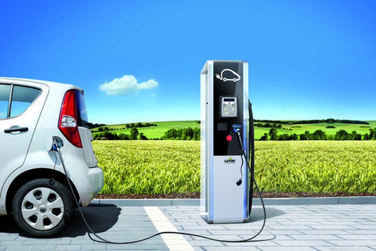 découvrez les différents types de bornes de recharge disponibles sur le marché. apprenez à choisir la solution idéale pour vos besoins en matière de recharge électrique, que ce soit pour un usage domestique ou professionnel. optimisez votre expérience de conduite électrique grâce à nos conseils et astuces.