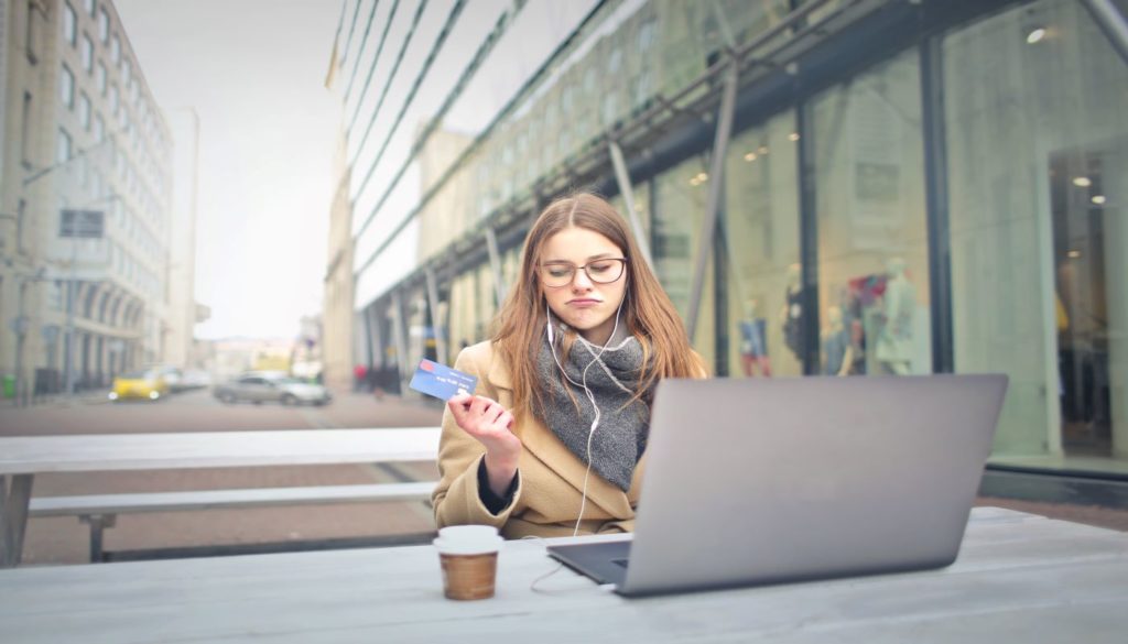 découvrez les erreurs courantes de communication avec vos leads dans le secteur de la santé et apprenez comment les éviter pour améliorer votre stratégie marketing et optimiser vos conversions.