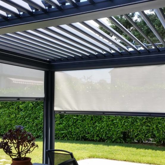 découvrez notre sélection de leads pour pergolas motorisées, alliant confort et design. transformez votre espace extérieur en un havre de paix grâce à des solutions sur mesure, automatiques et élégantes. profitez de l'extérieur en toute saison avec nos pergolas innovantes.