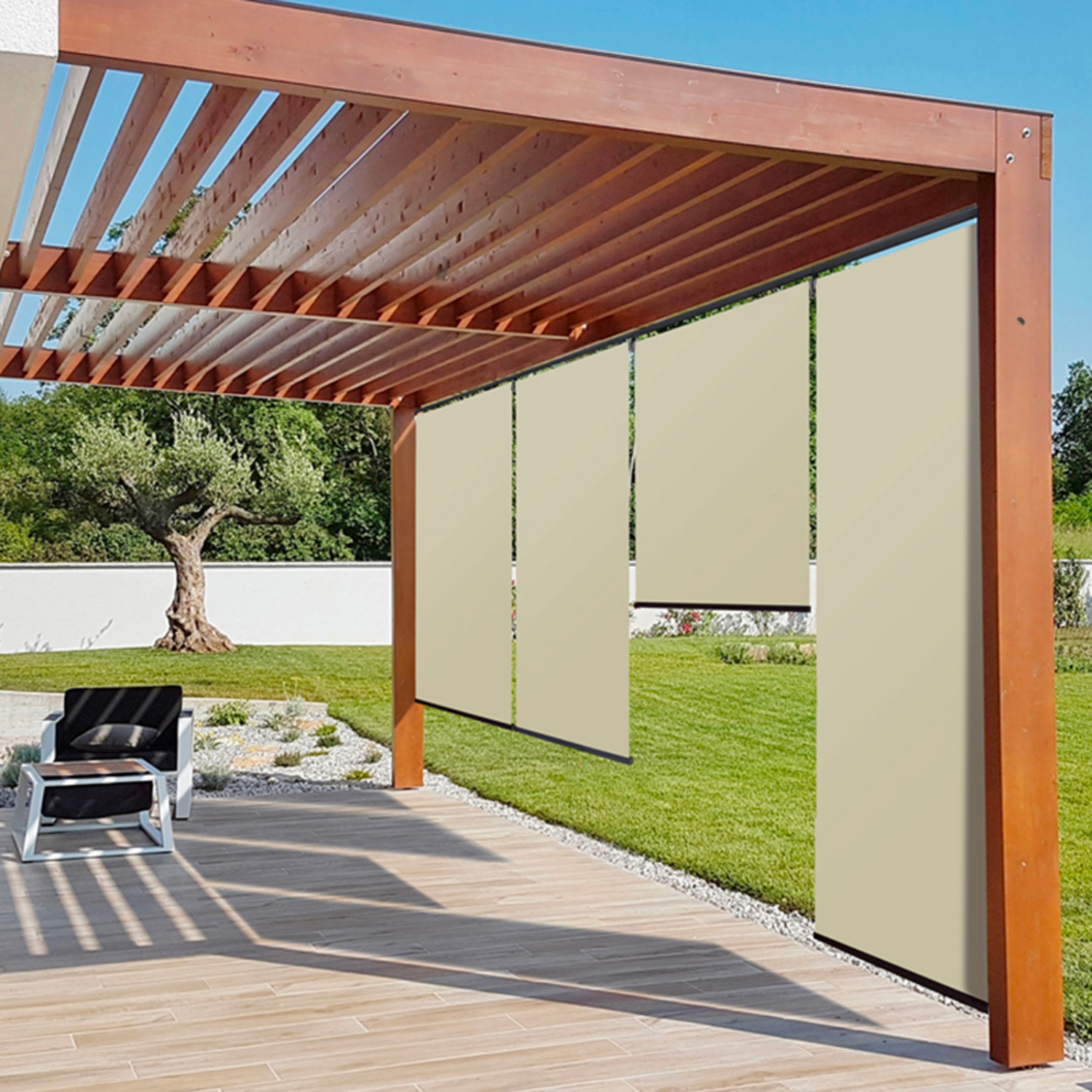 découvrez nos pergolas avec store, idéales pour profiter de votre extérieur tout en étant à l'abri du soleil et des intempéries. alliez confort et esthétique avec nos modèles personnalisables qui s'adaptent à tous les espaces.