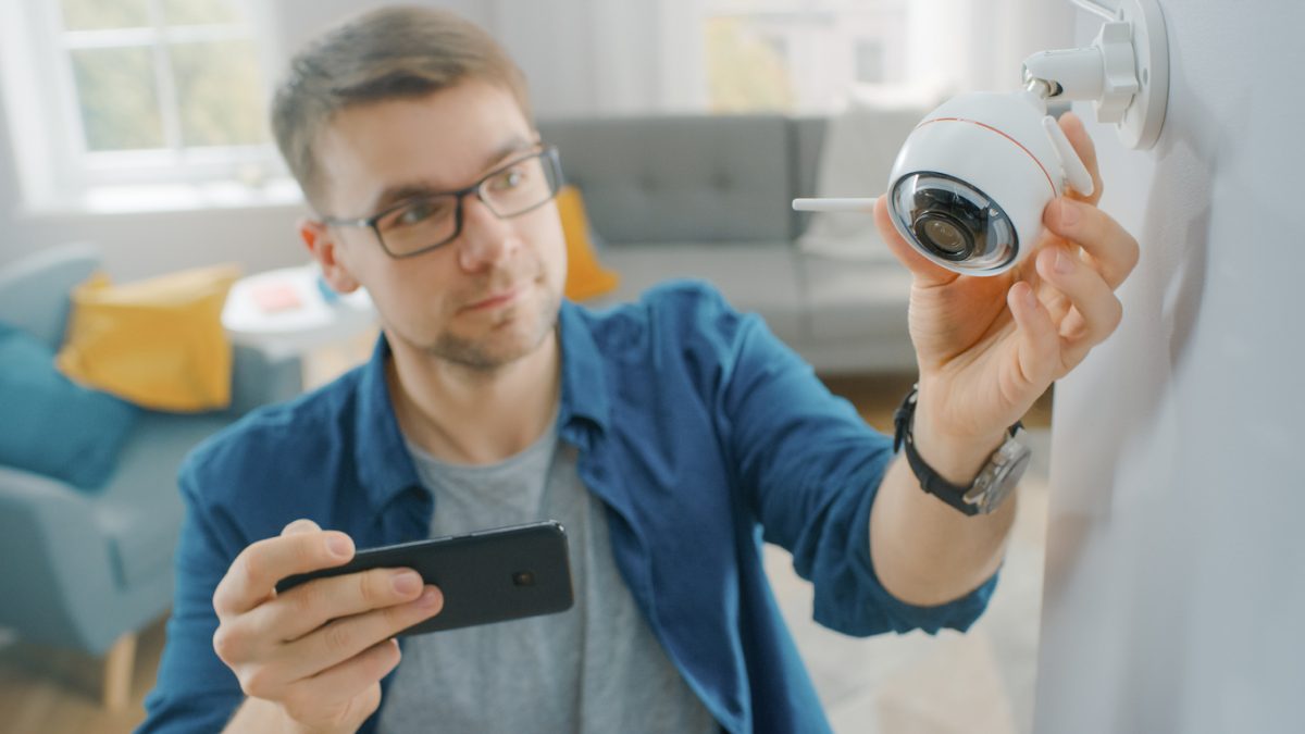 découvrez les avantages de la télésurveillance mobile pour sécuriser votre domicile ou votre entreprise en temps réel. profitez d'une surveillance accessible depuis votre smartphone, avec des alertes instantanées et un contrôle à distance pour une tranquillité d'esprit totale.